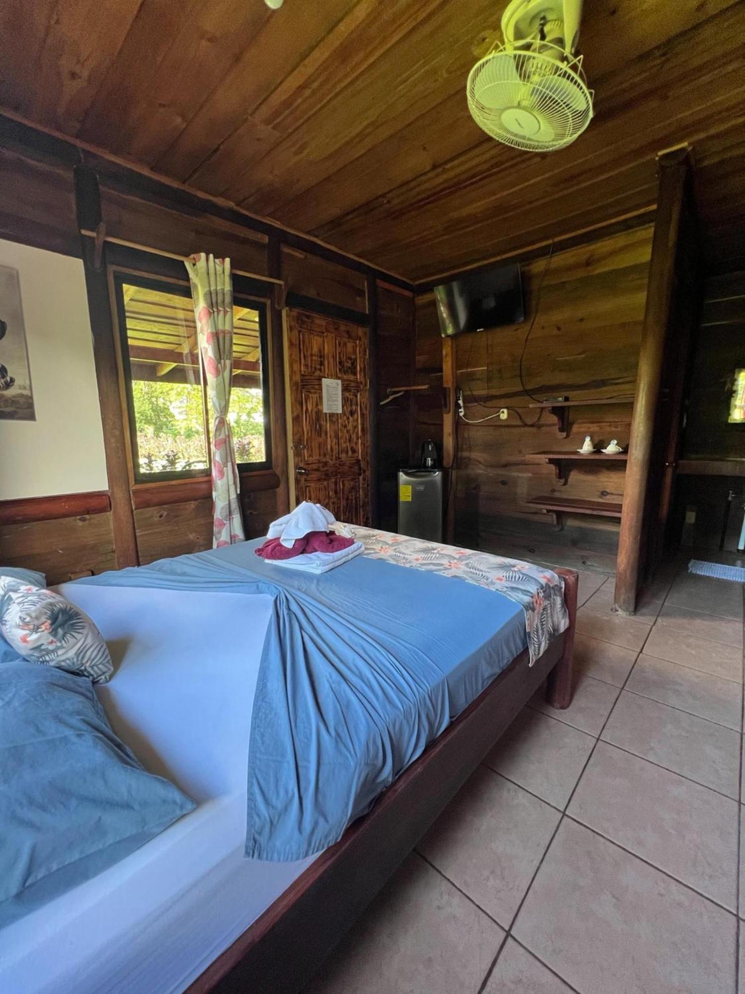 Hotel Canto De Ballenas Uvita Buitenkant foto